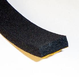 PERFIL ESPONJOSO ADHESIVO NEOPRENO 30-5 ROLLO 20 METROS